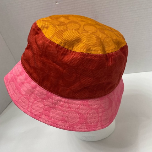 Coach Colorblock Signature Bucket Hat - Picture 3 of 9